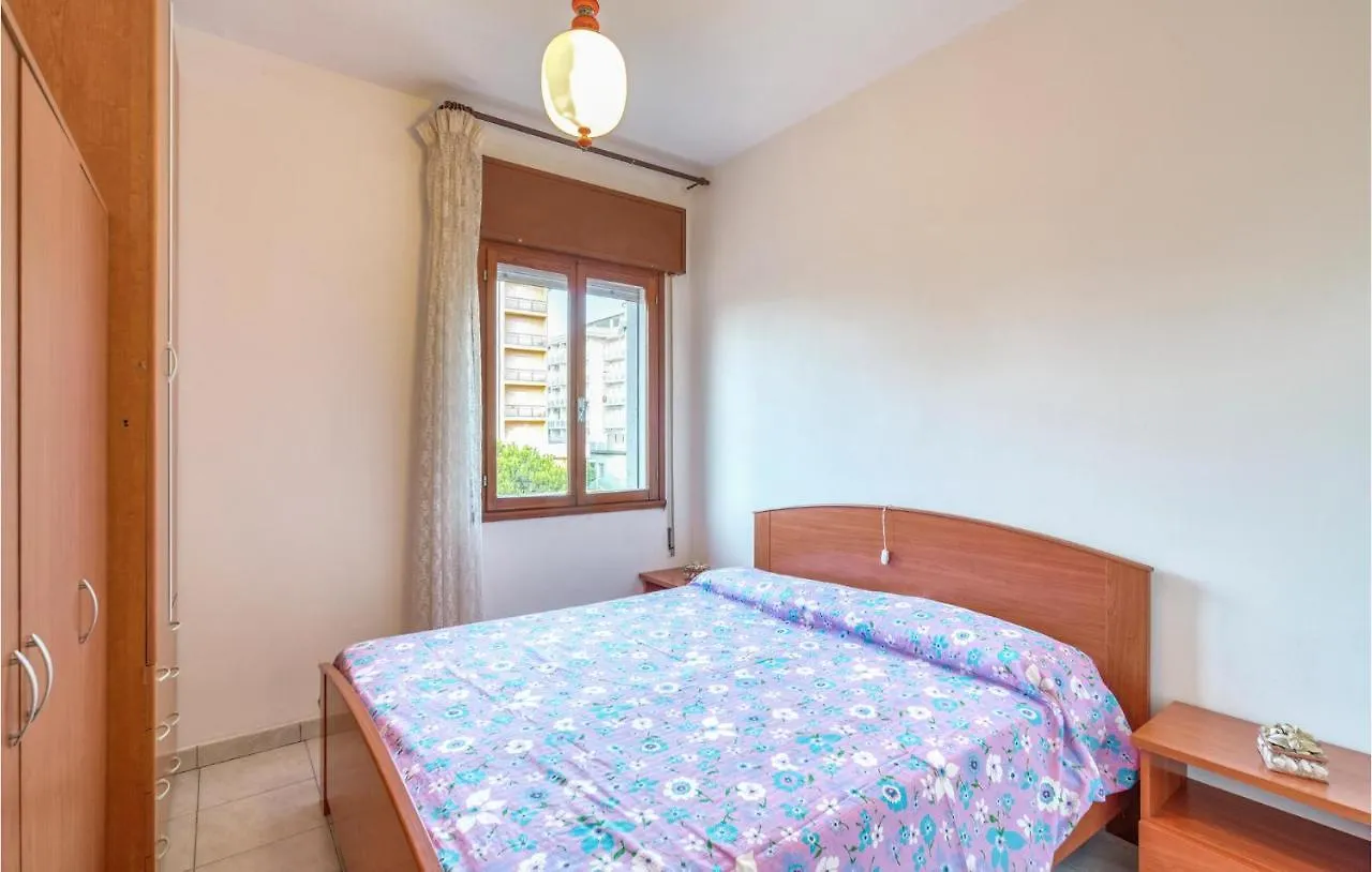 2 Bedroom Awesome Apartment In Rosolina Mare